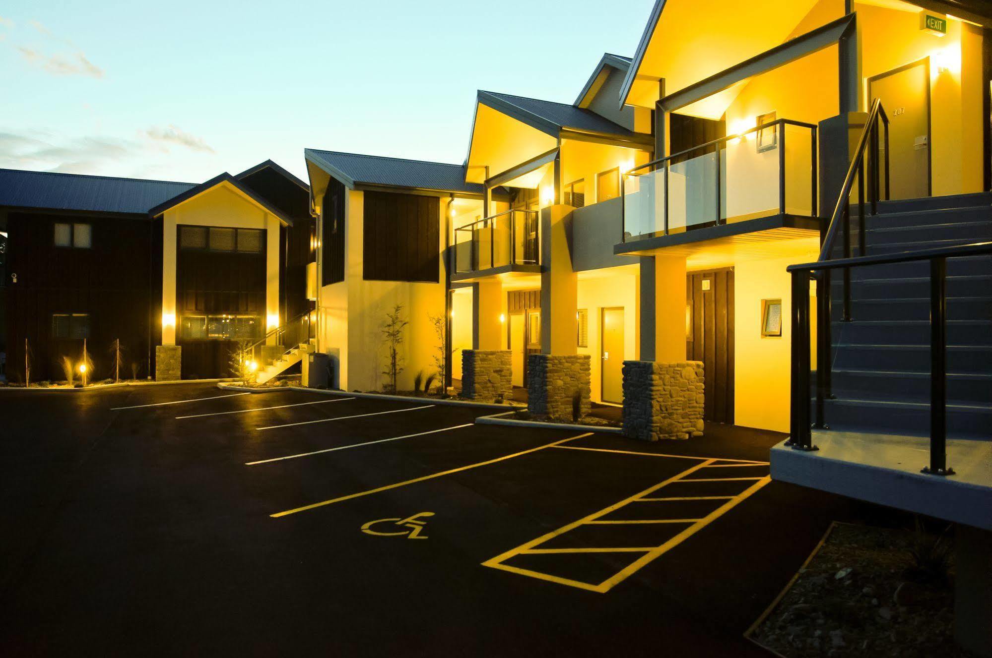 The St James Premium Accommodation Hanmer Springs Esterno foto